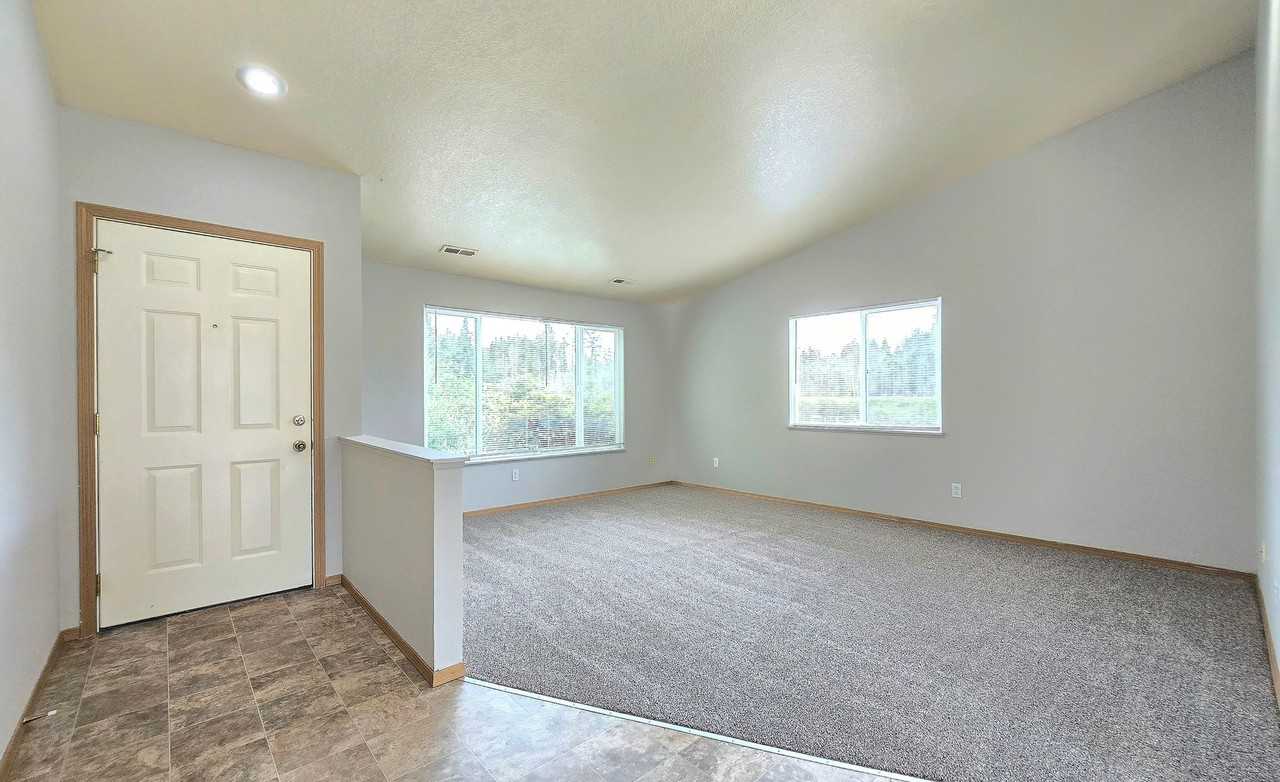 1414 128th Dr Ne - Photo 3 of 20