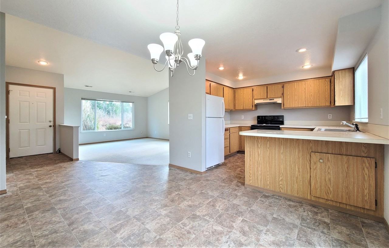 1414 128th Dr Ne - Photo 6 of 20