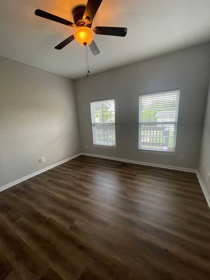 1112 Joseph Ave - Photo 7 of 23