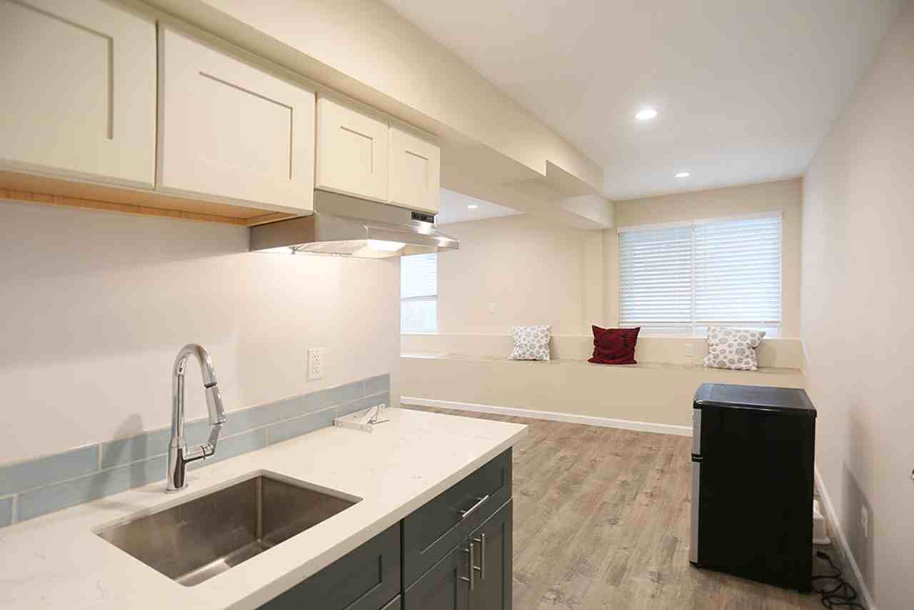 1419 30th Ave - Photo 6 of 13