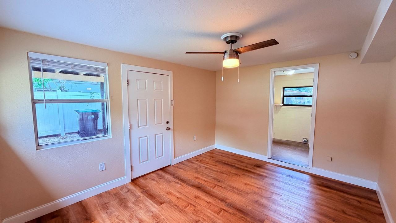 2708 Geoffrey Dr - Photo 4 of 25