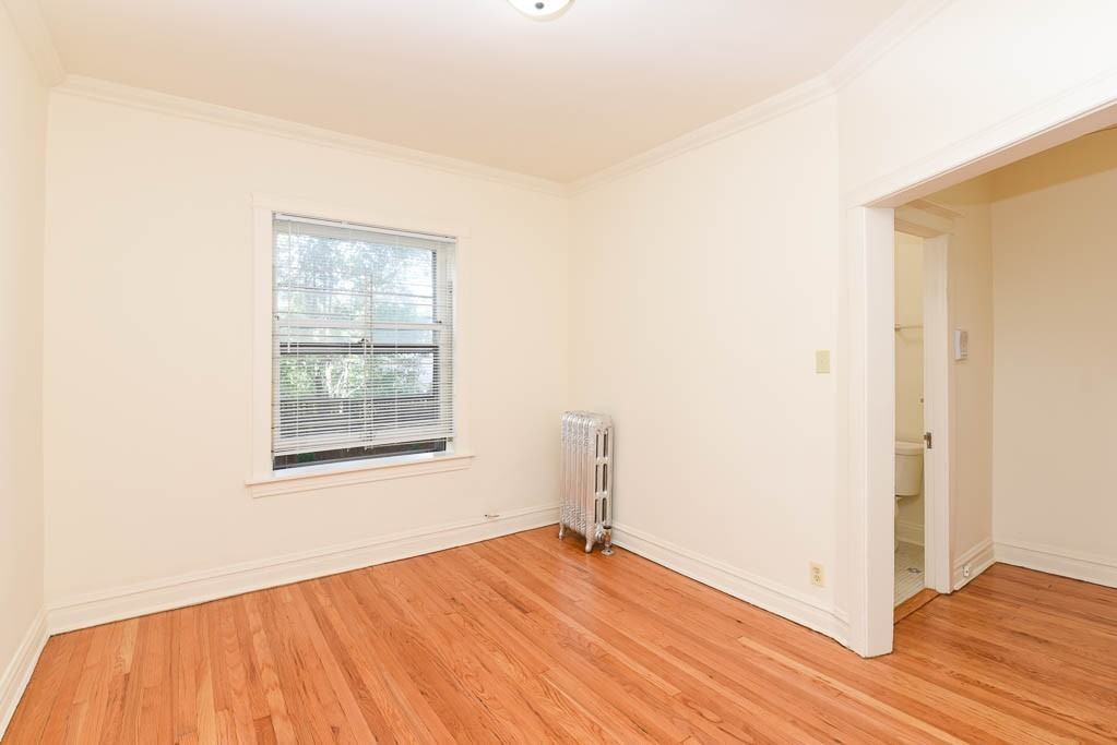 3506 N Wolcott Ave #8Q - Photo 4 of 19