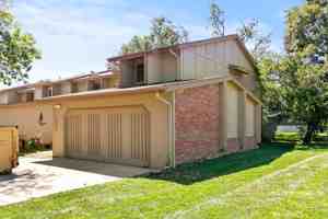 featured image of 9002 David Cir
