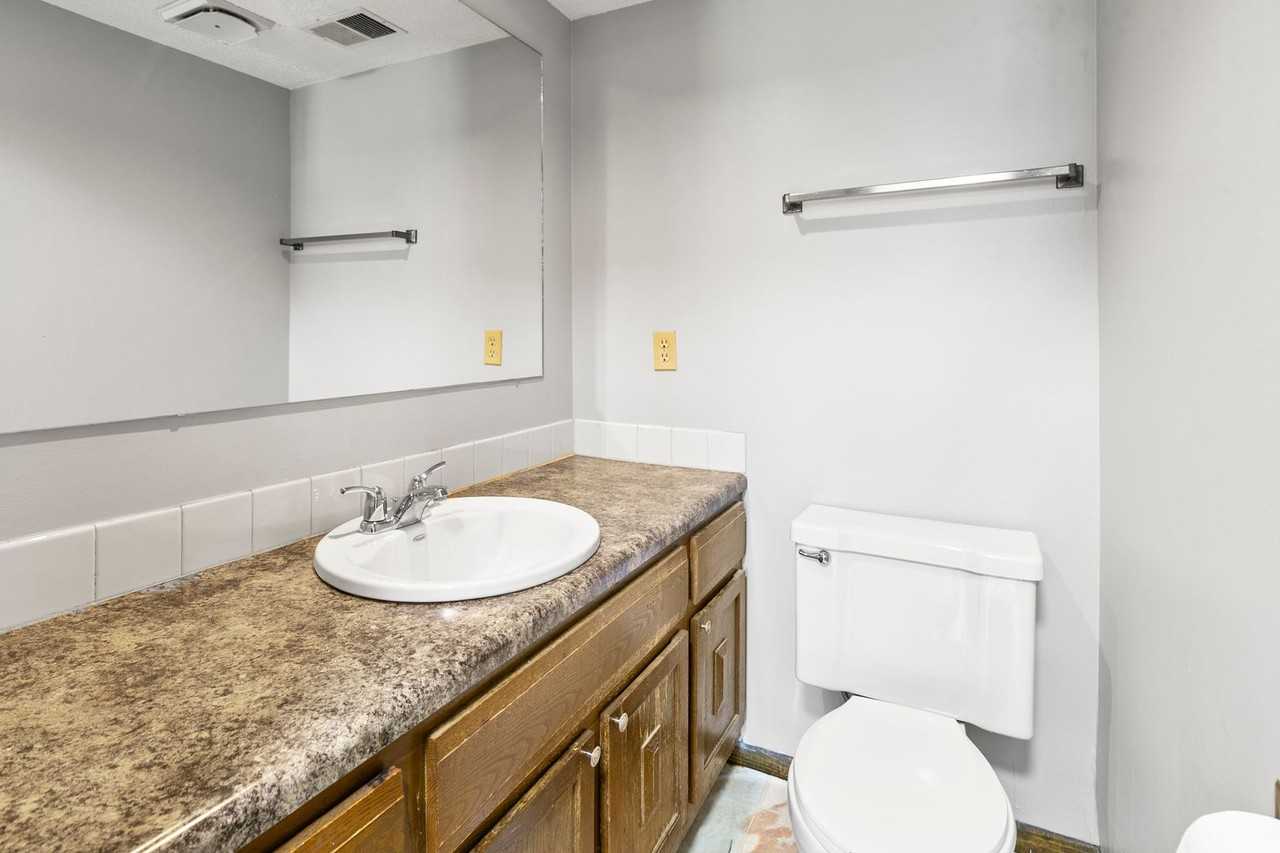 9002 David Cir - Photo 7 of 22