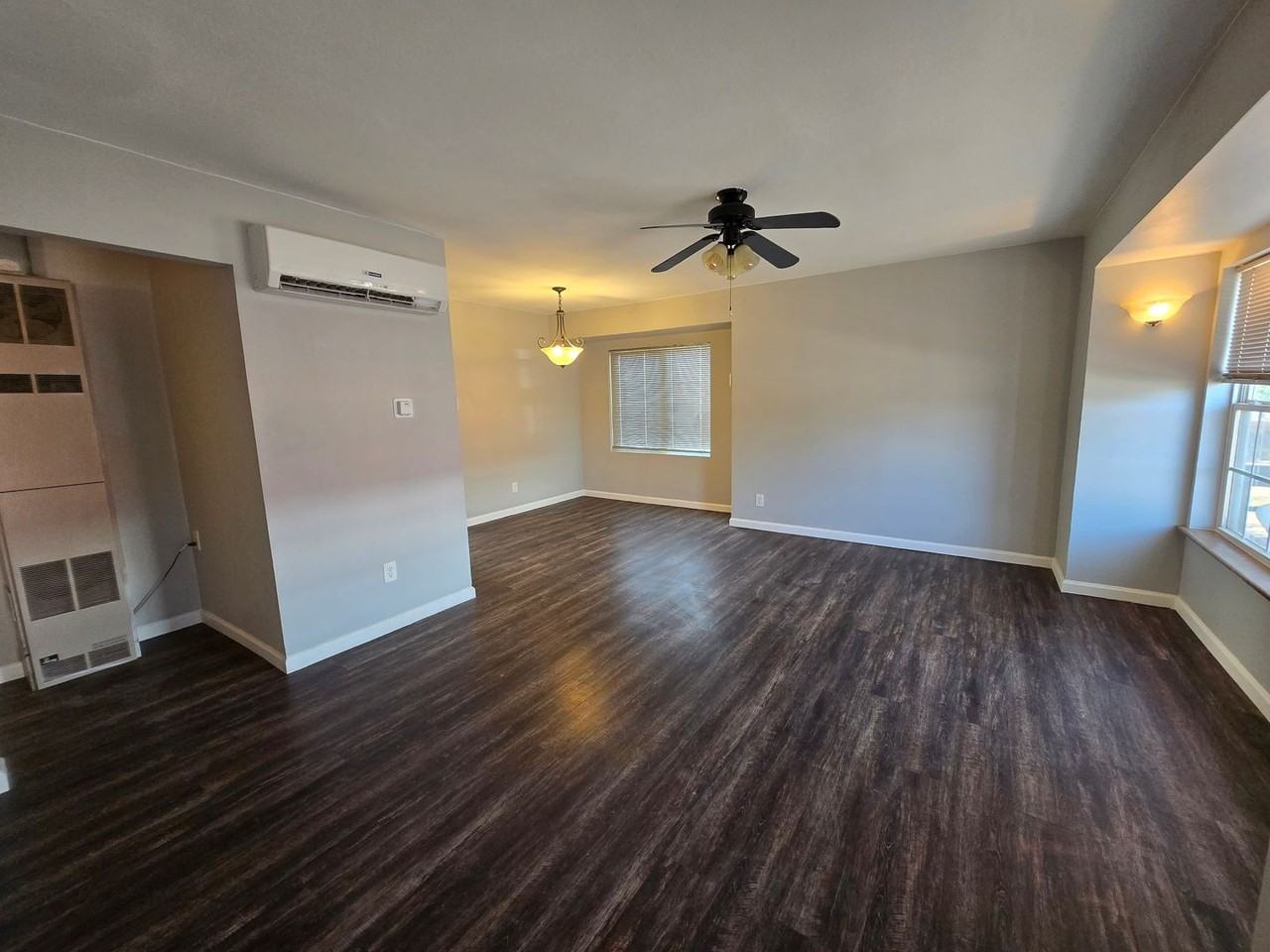 210 S Delaware Ave - Photo 2 of 10
