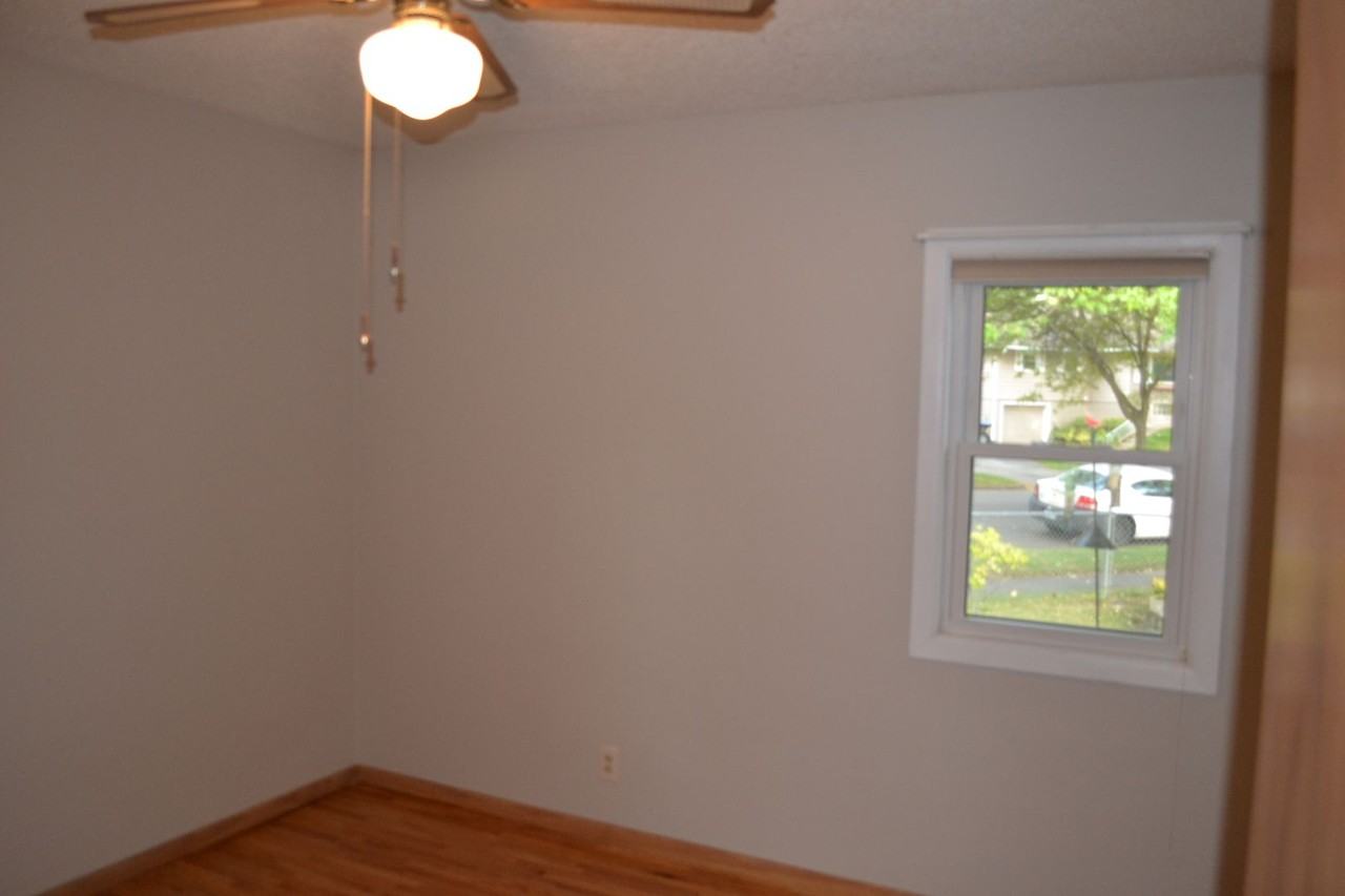 1438 15th Ave Nw - Photo 7 of 24
