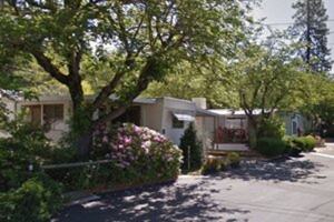 featured image of 639 Whiting St