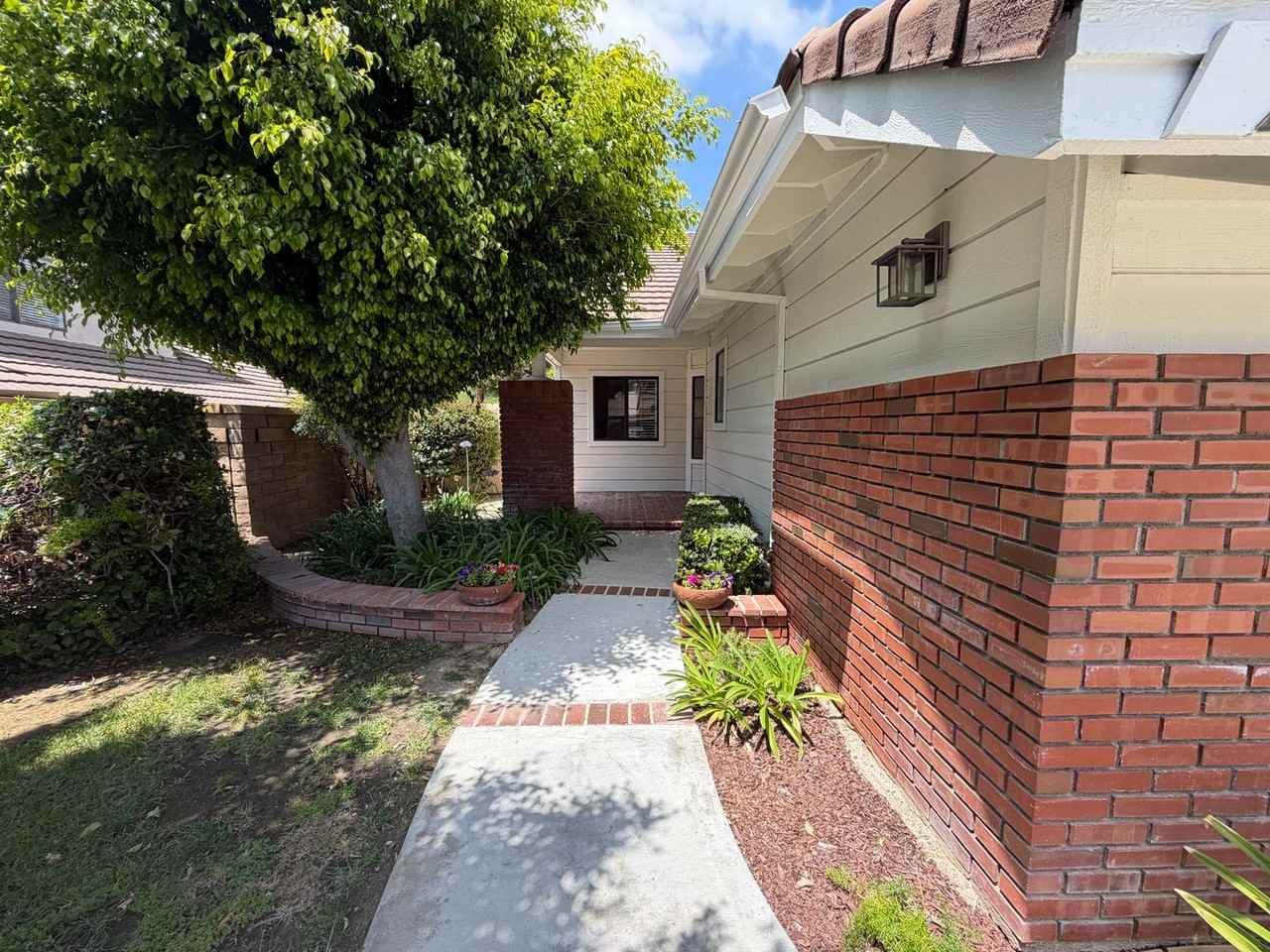 27861 Sheffield - Photo 2 of 5