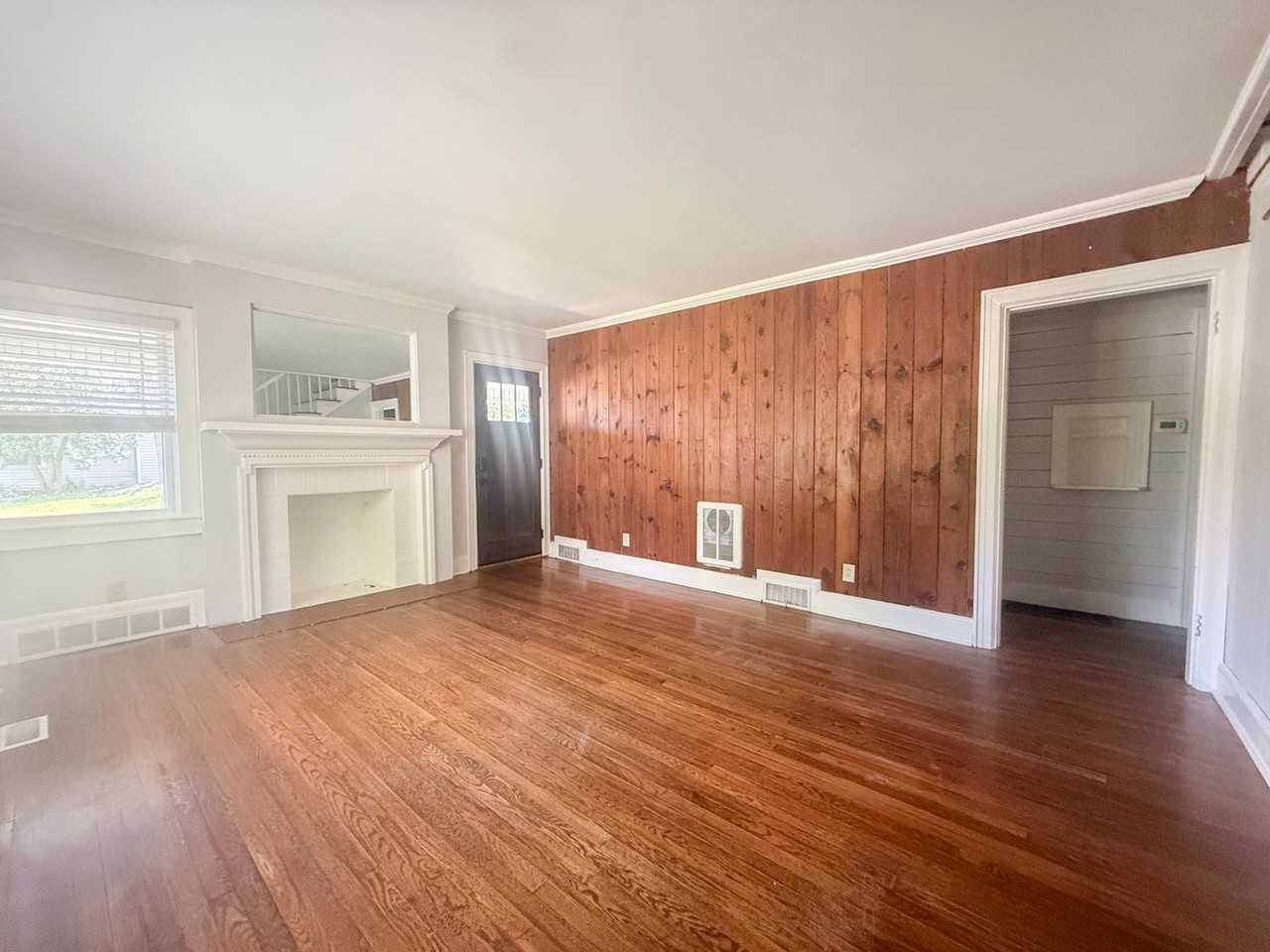 100 Davis Ave - Photo 4 of 30