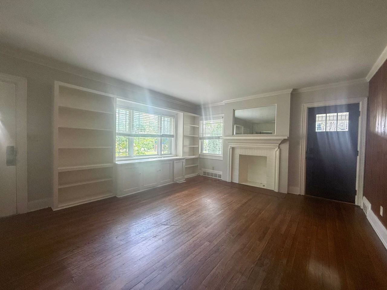 100 Davis Ave - Photo 6 of 30