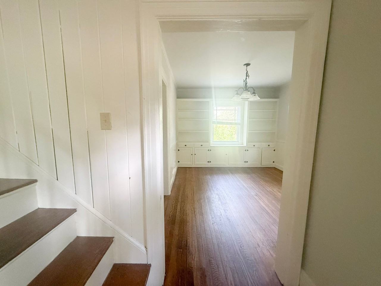 100 Davis Ave - Photo 7 of 30