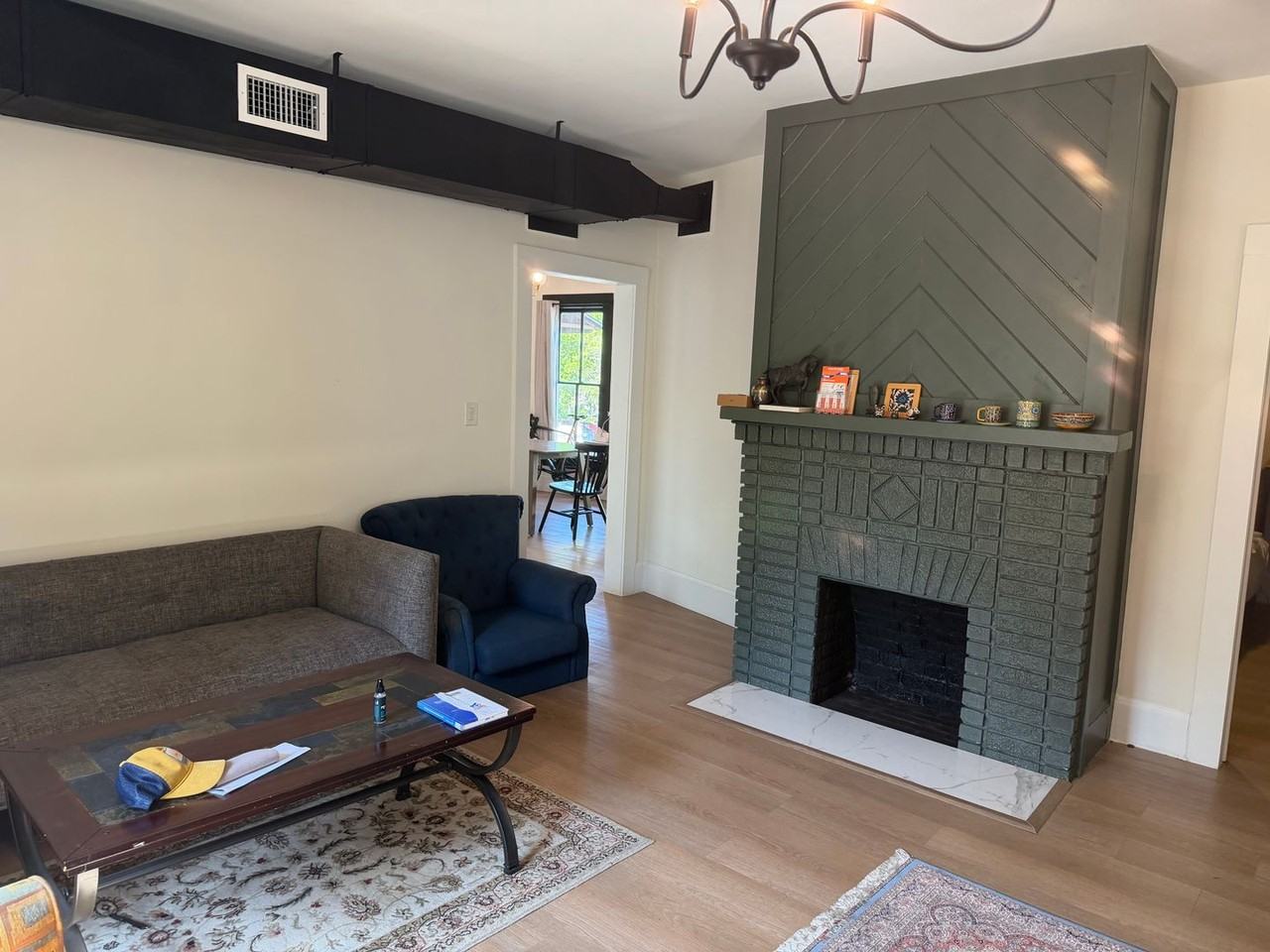 716 Ne 4th Ave - Photo 2 of 9