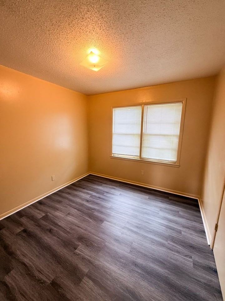 1200 Bethune Dr - Photo 6 of 6
