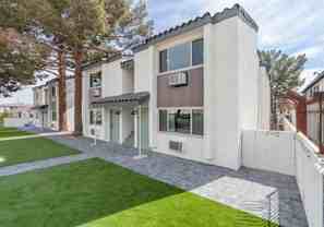 415 S 10th St - Photo 1 of 1