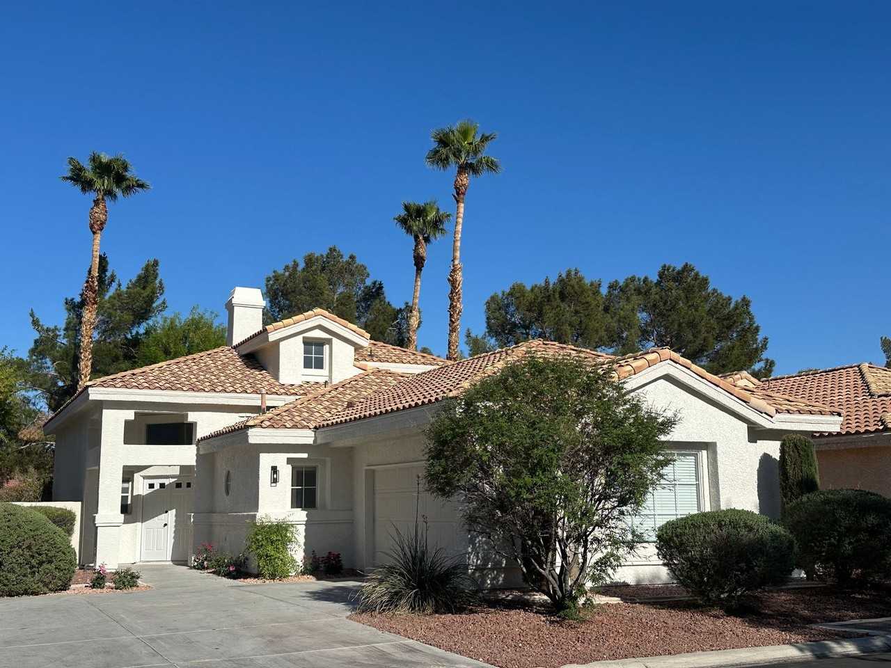 2536 Golden Sands Dr - Photo 2 of 35