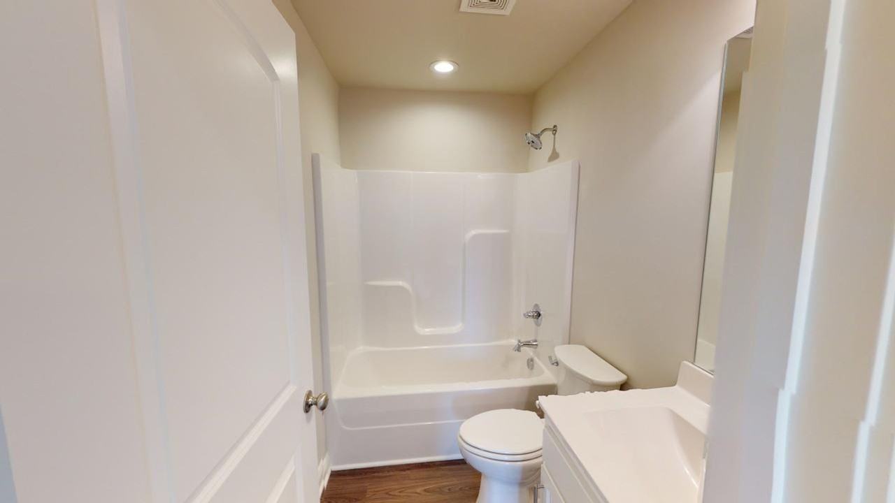 7175 Seagraves Ct - Photo 5 of 14