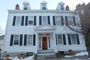 featured image of 17 Washington Ave