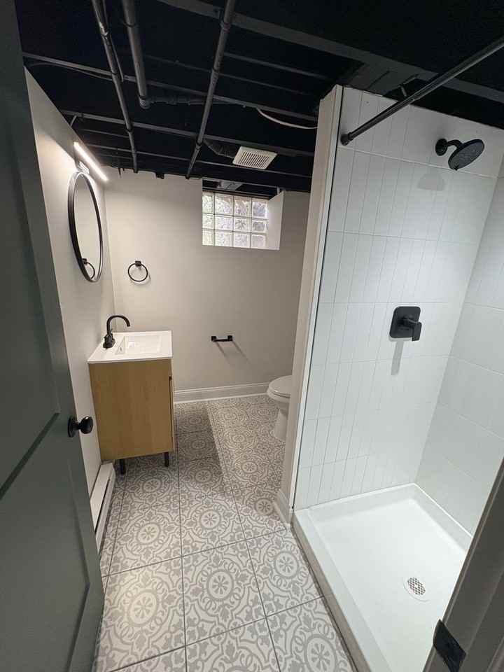 4400 Asbury Ave - Photo 2 of 14