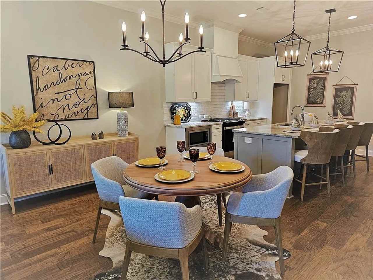 3175 Crestmont Ct - Photo 4 of 17