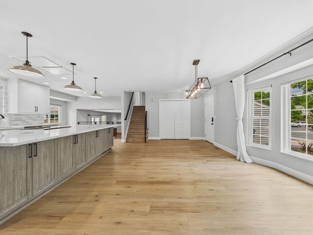 7581 S Downing St - Photo 2 of 39