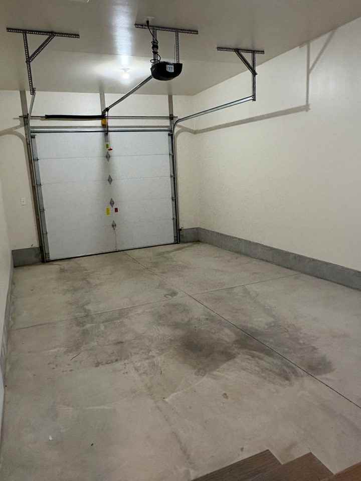 661 69th St W #B - Photo 3 of 14