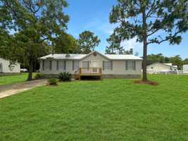featured image of 242 E Shellcracker Rd