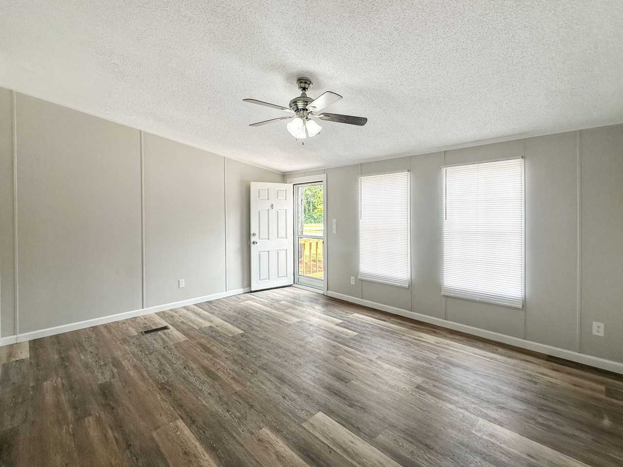 242 E Shellcracker Rd - Photo 3 of 14