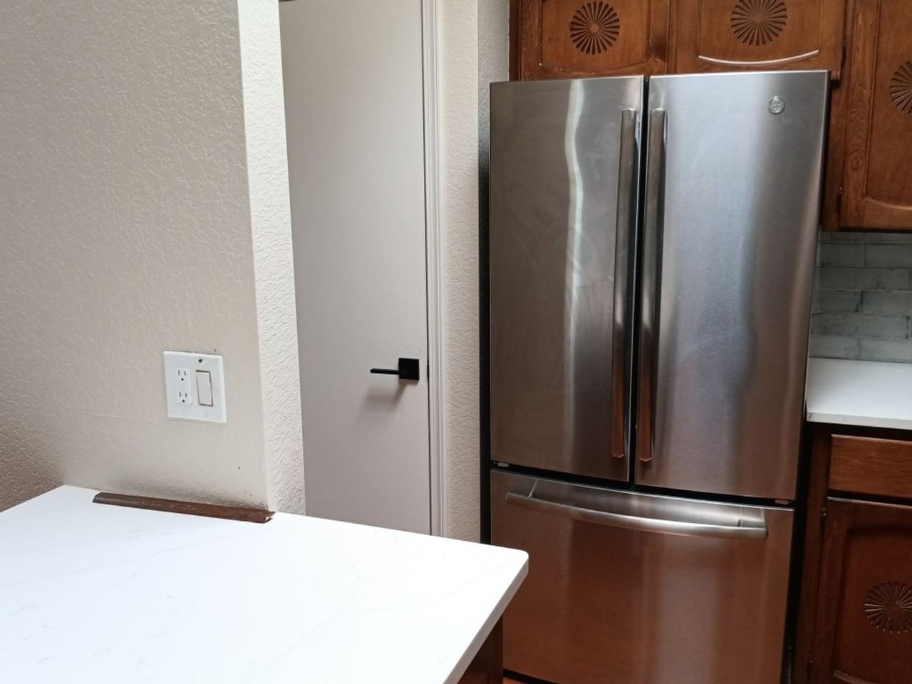 10404 Griffith Park Dr Ne - Photo 3 of 20