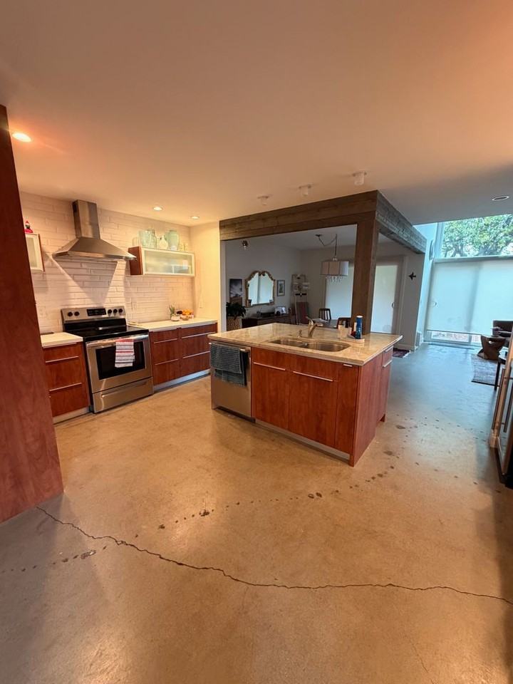 142 Tallyho Rd - Photo 5 of 16