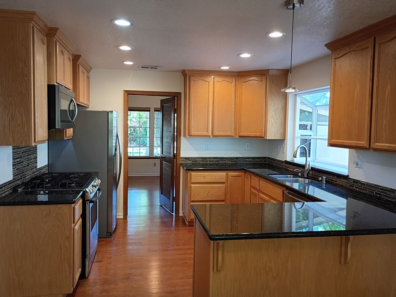 8071 Livorna Way - Photo 2 of 38