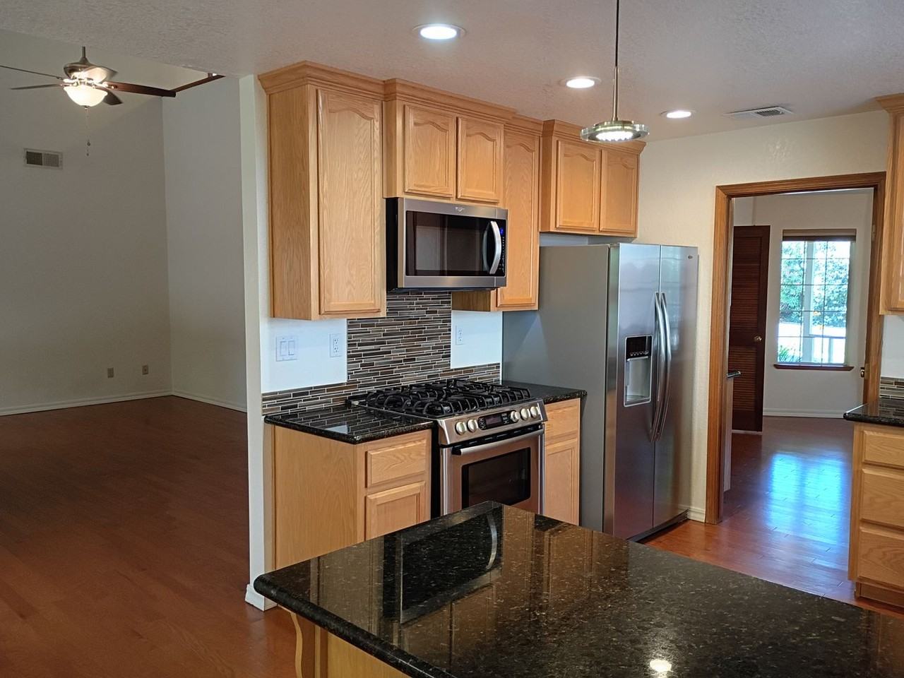 8071 Livorna Way - Photo 5 of 38