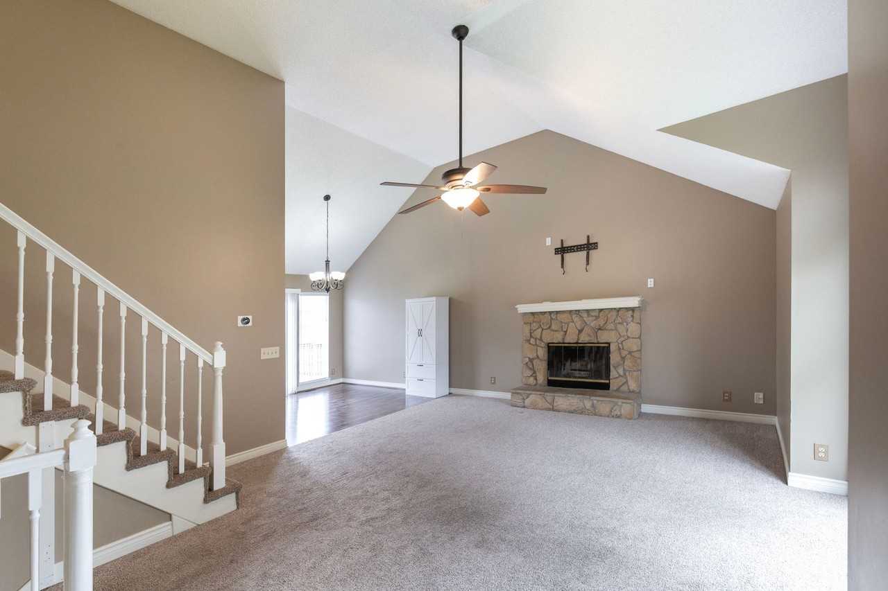 16131 S Matt Ct - Photo 6 of 44