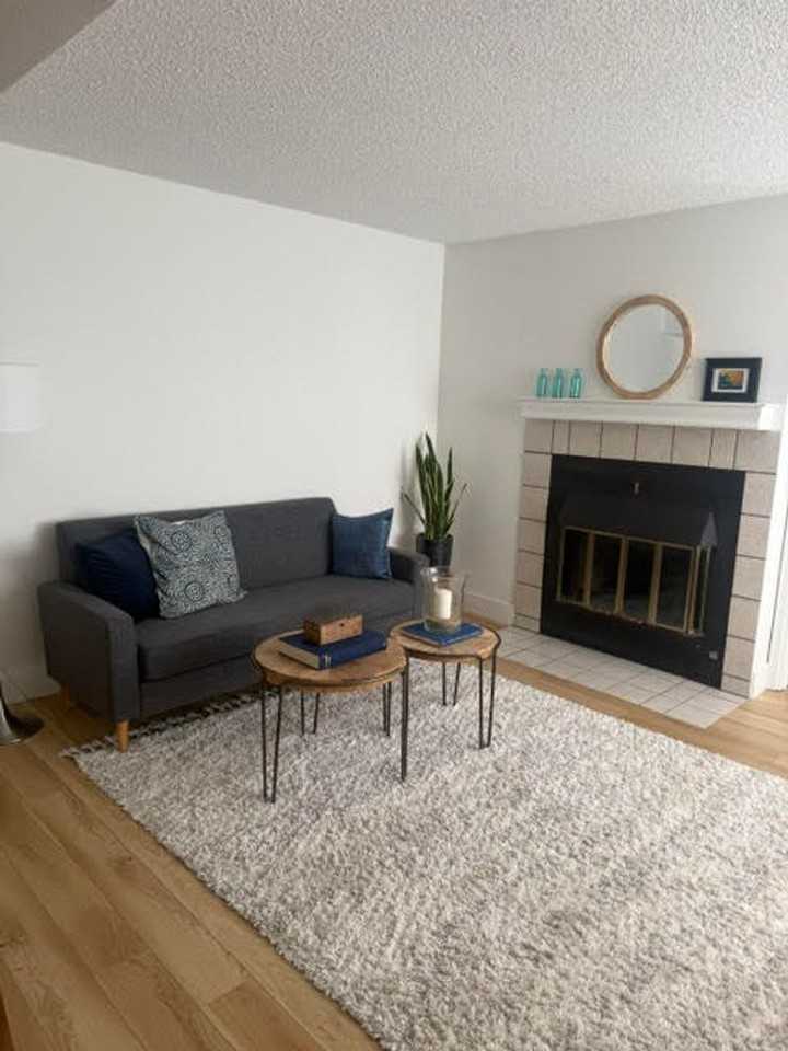 4799 White Rock Cir #D - Photo 3 of 16