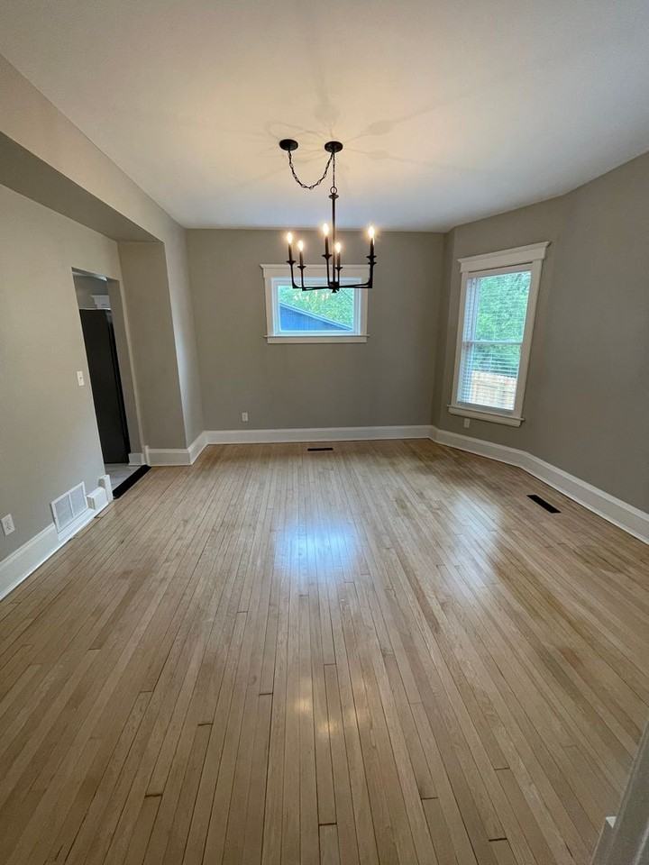 906 N 57th Ave W - Photo 5 of 21