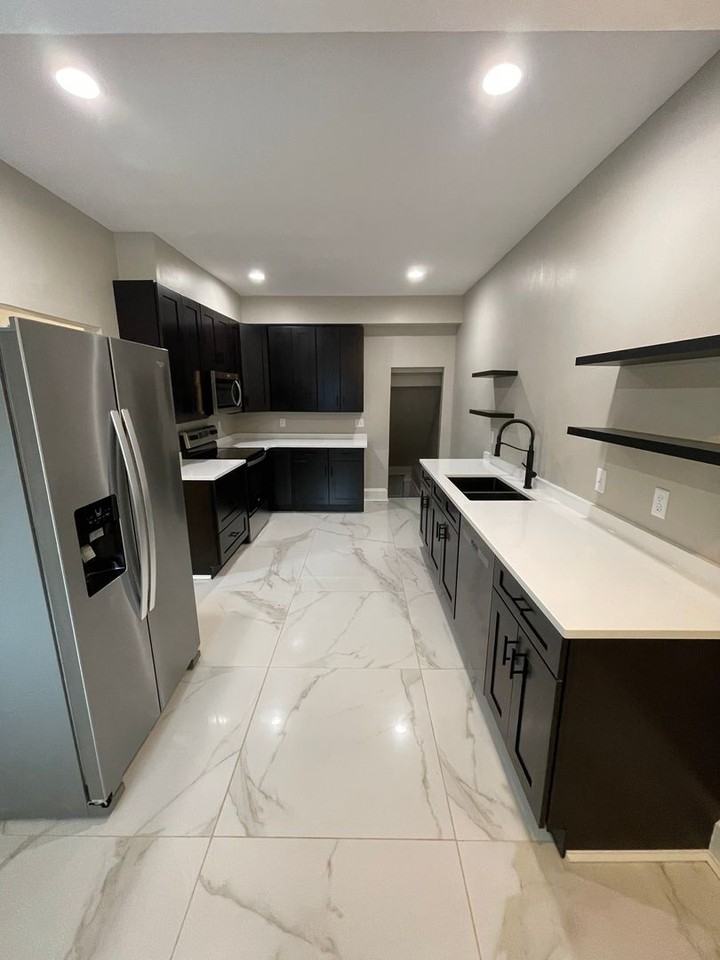 906 N 57th Ave W - Photo 7 of 21