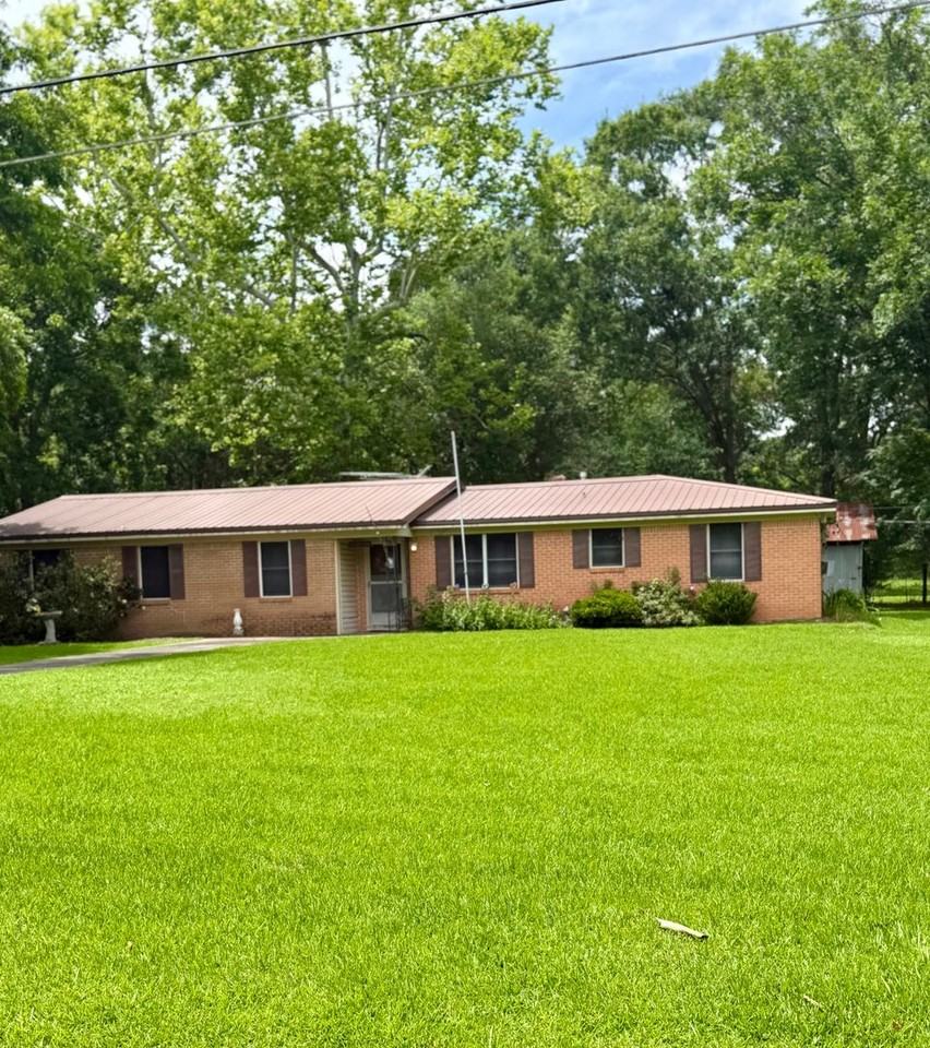 6428 Bain Blvd - Photo 2 of 37