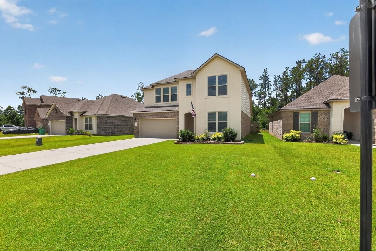 1708 Sawgrass Dr - Photo 3 of 29