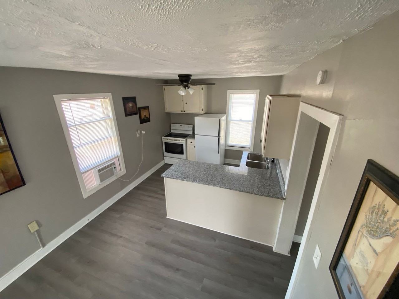 1324 Sw 17th St - Photo 5 of 28