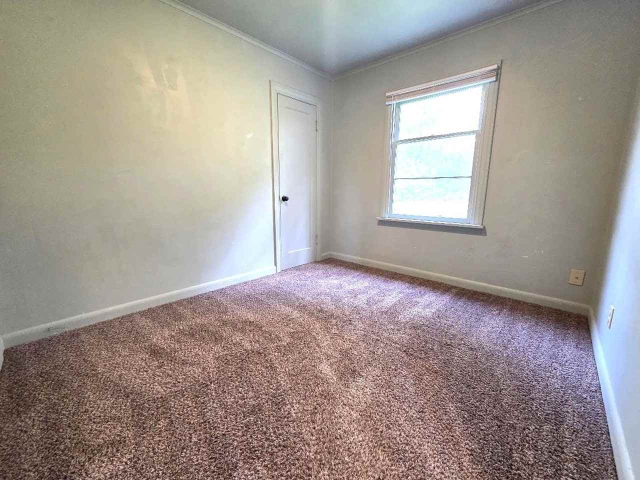 1124 Nevada St - Photo 7 of 17