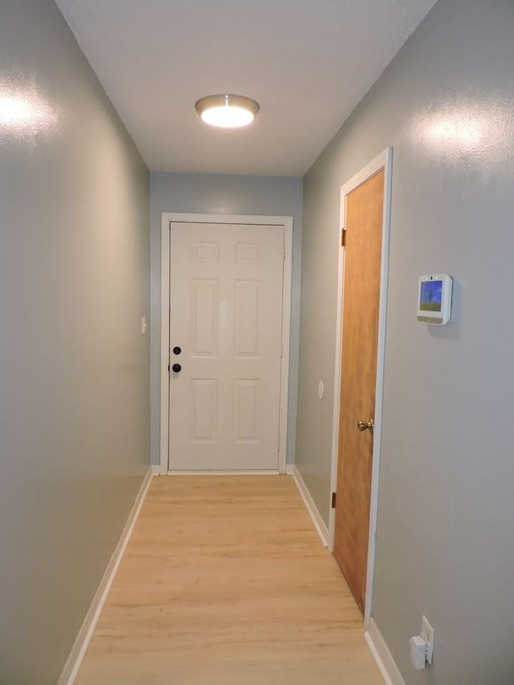 6537 Sinclair St - Photo 2 of 20