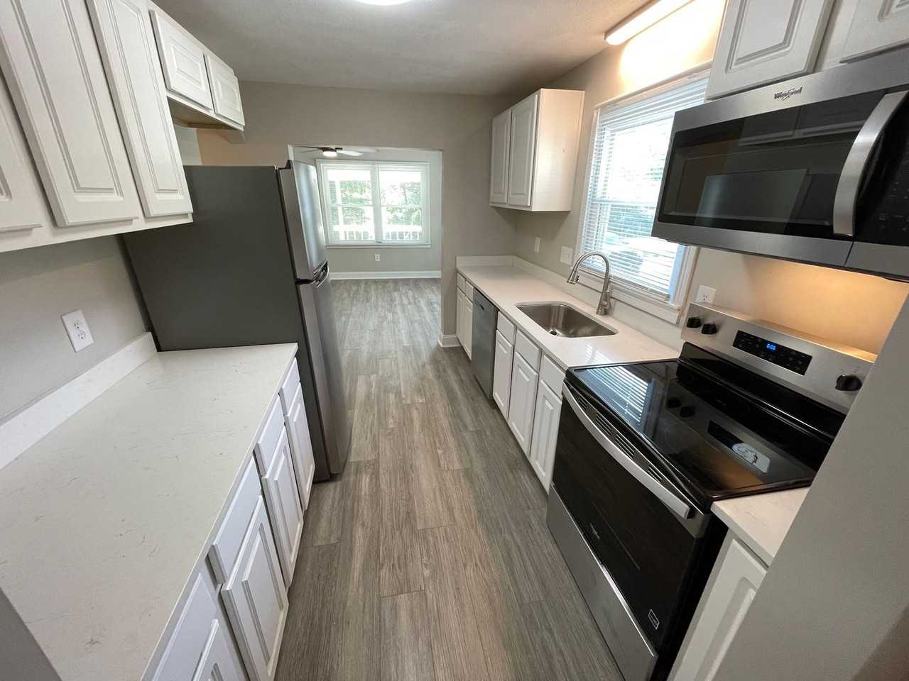 117 Clark Station Rd - Photo 5 of 26