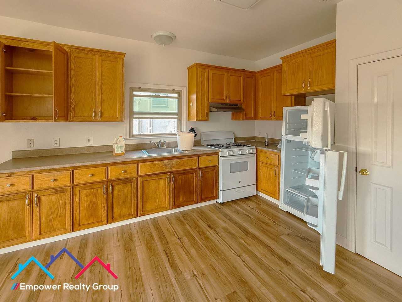 5235 Bancroft Ave #A - Photo 6 of 14