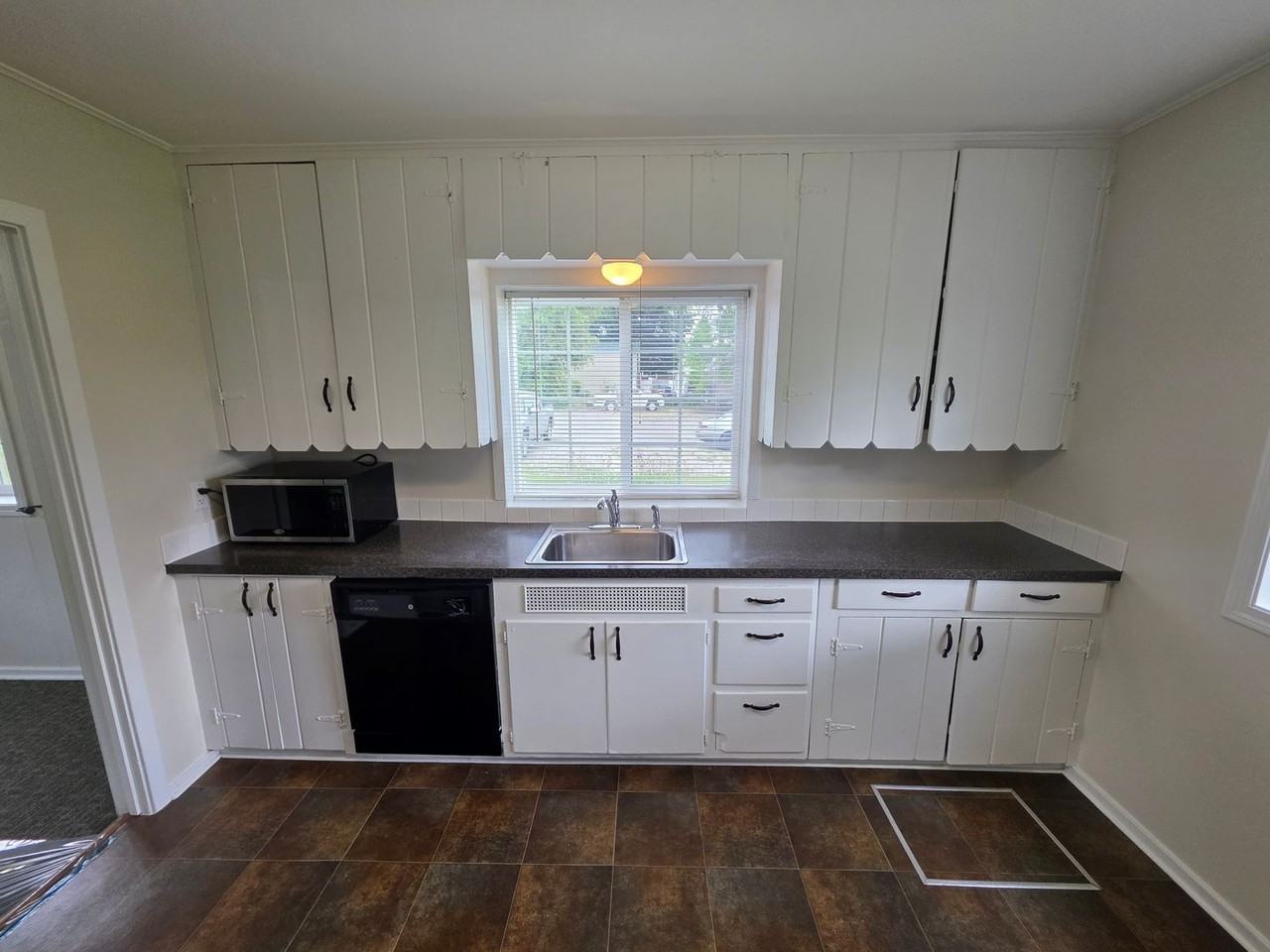 12920 E Valleyway Ave - Photo 5 of 23