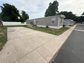 1221 N Valrico Rd - Photo 1 of 1