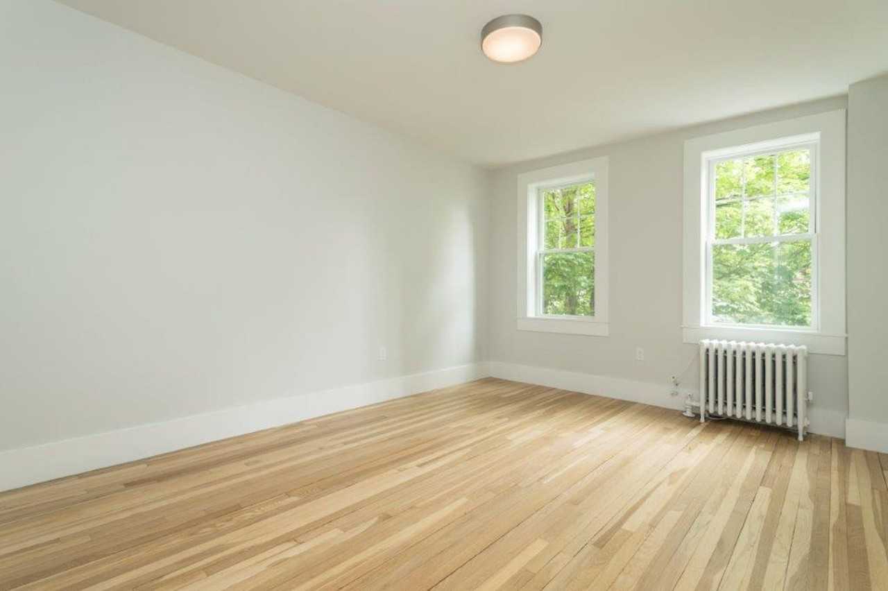 256 Chestnut Hill Ave - Photo 2 of 7
