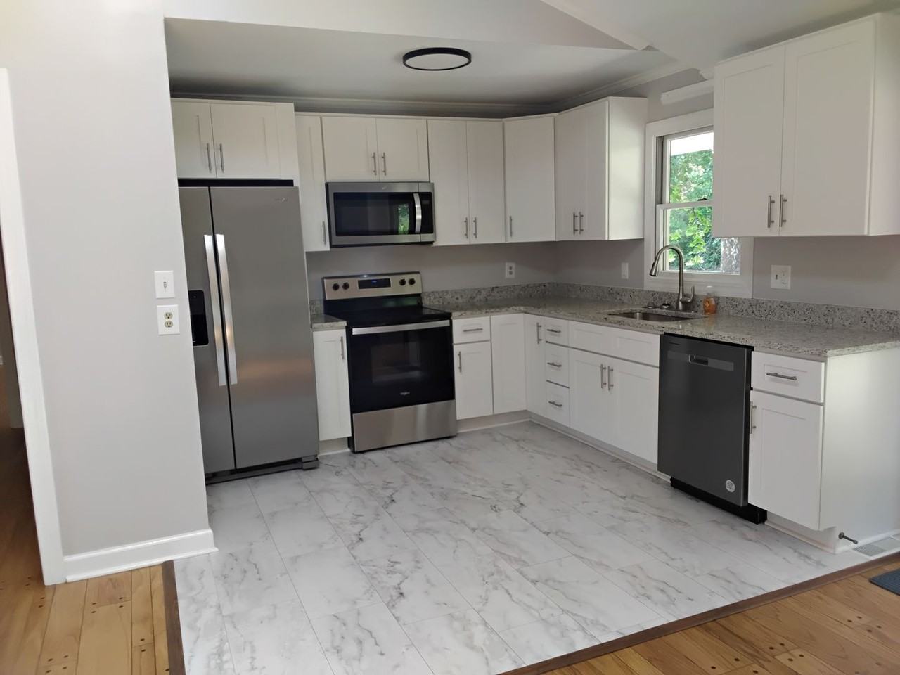 4331 Highway 24 - Photo 4 of 44
