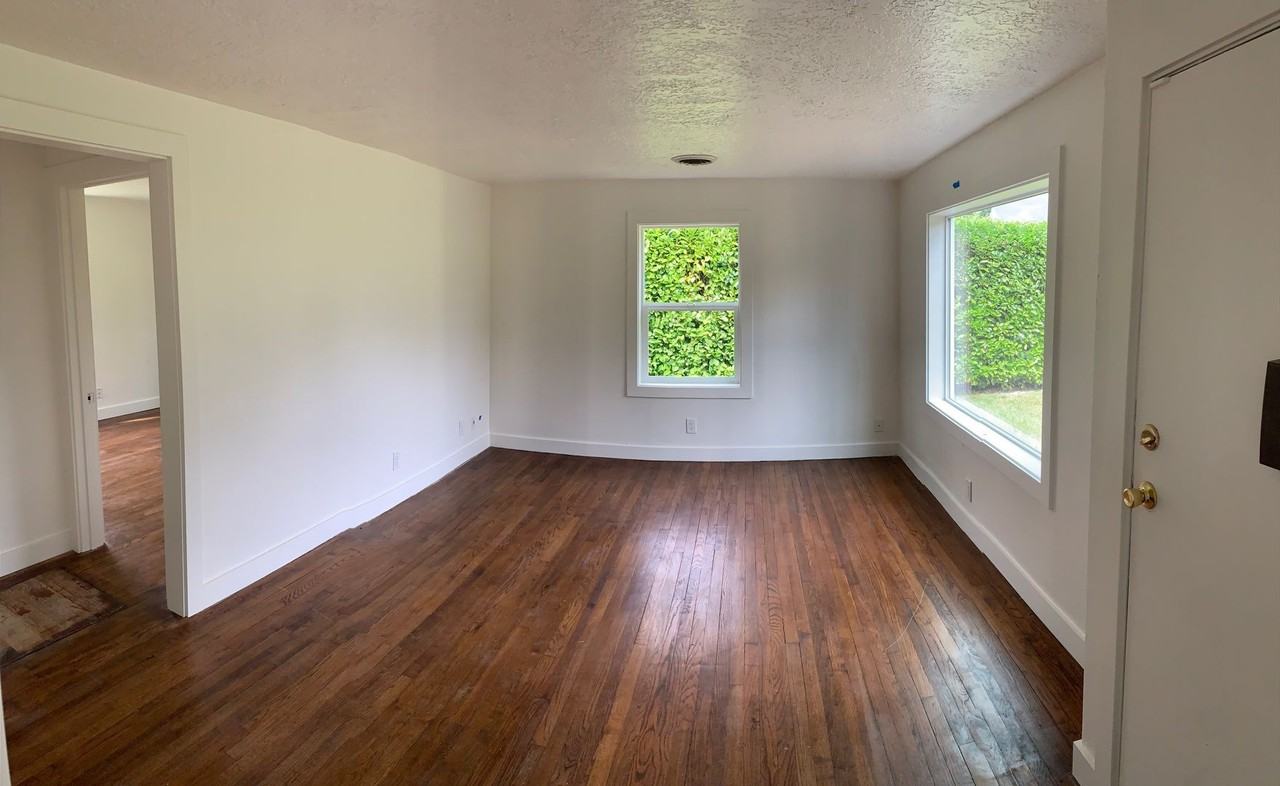 2510 Se Chestnut St - Photo 3 of 12