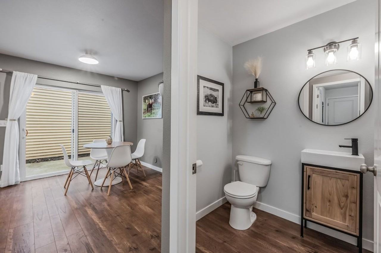 3324 E Garin Ct - Photo 6 of 33
