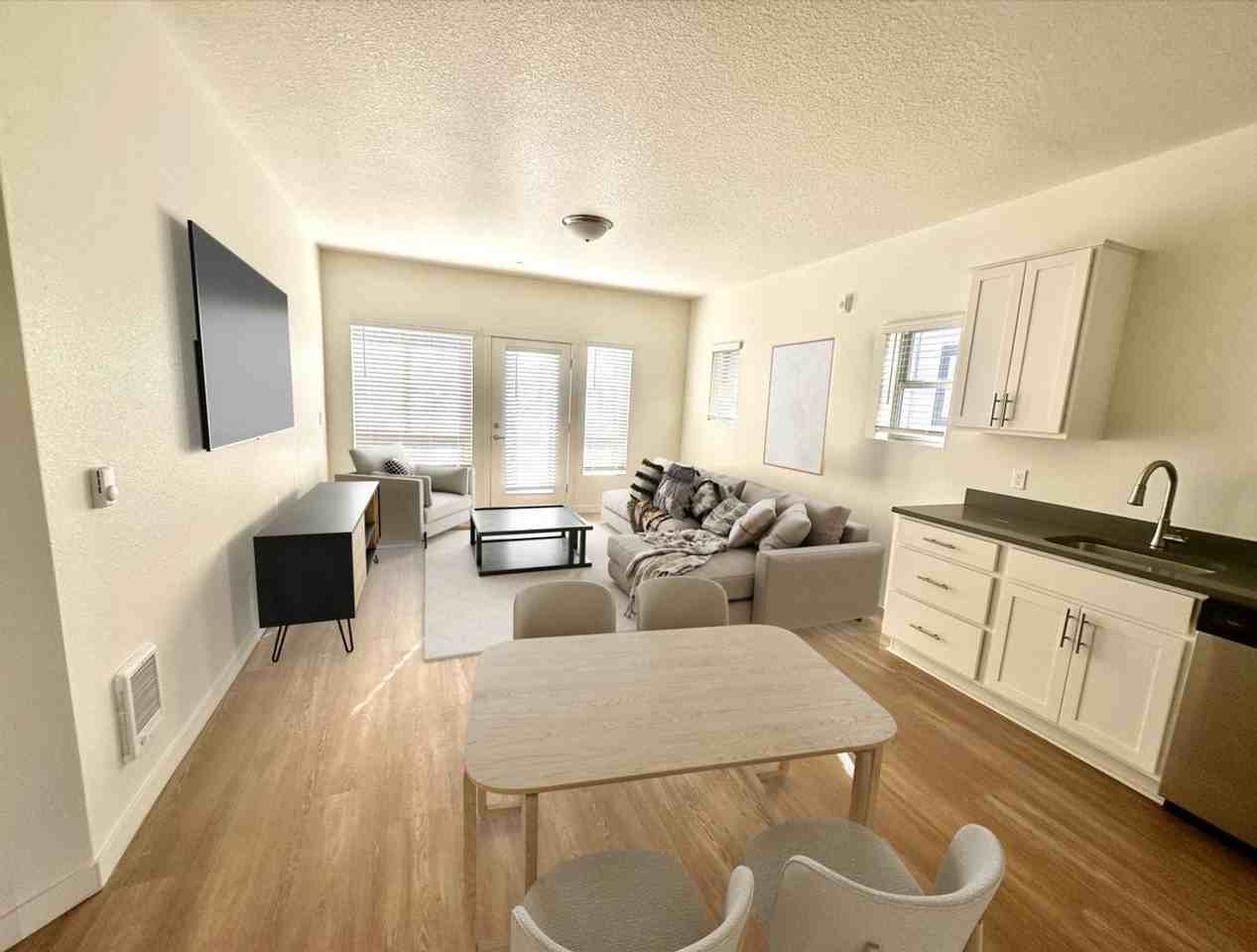 22025 NE HALSEY ST. - Photo 2 of 31