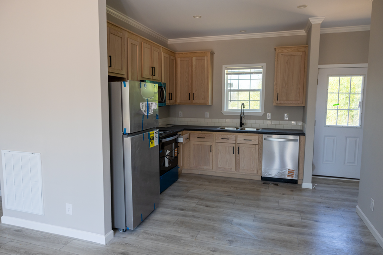 277 277 Chamberlain Way - Photo 6 of 11